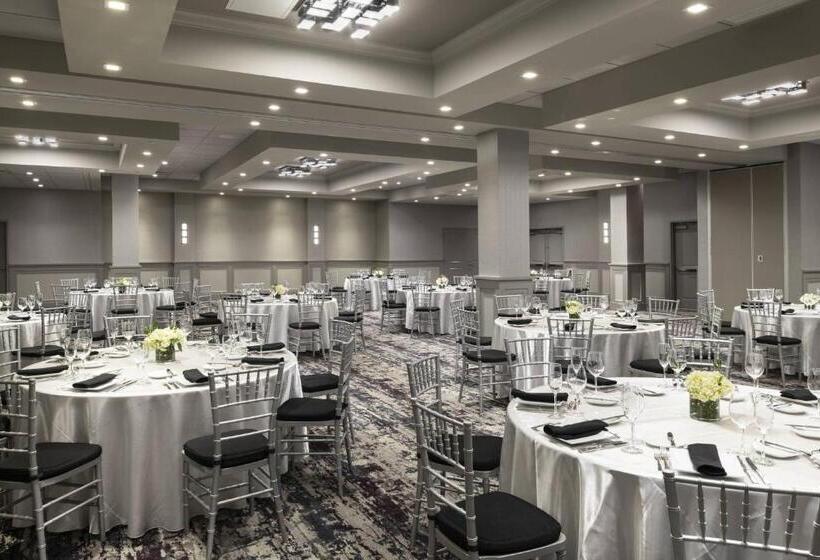 בית מלון כפרי Renaissance Boston Patriot Place