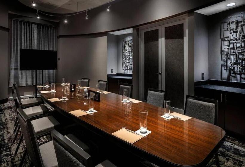 فندق Renaissance Boston Patriot Place