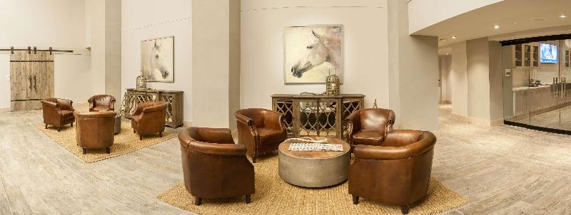 Отель Renovo Des Moines Urbandale,tapestry Collection Hilton