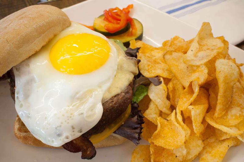 Отель Renovo Des Moines Urbandale,tapestry Collection Hilton