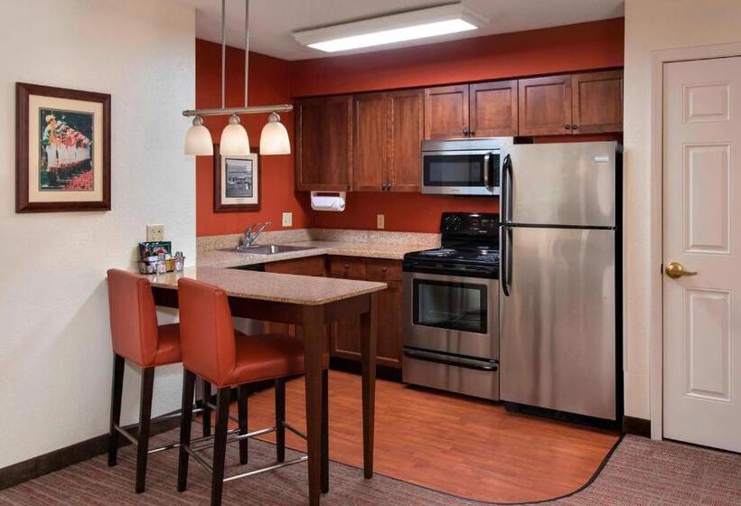 هتل Residence Inn By Marriott Saratoga Springs