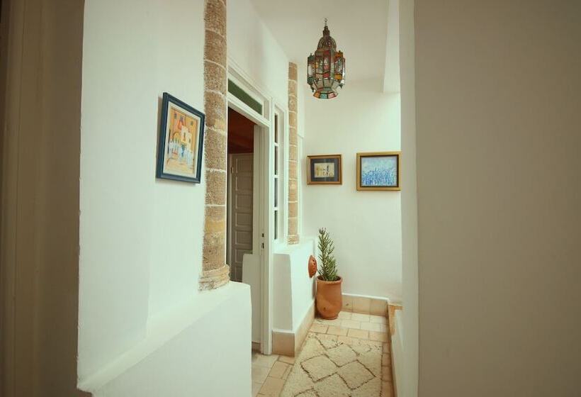 هتل Riad Dar Zayna