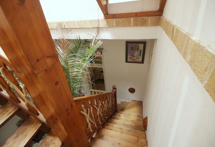 هتل Riad Dar Zayna