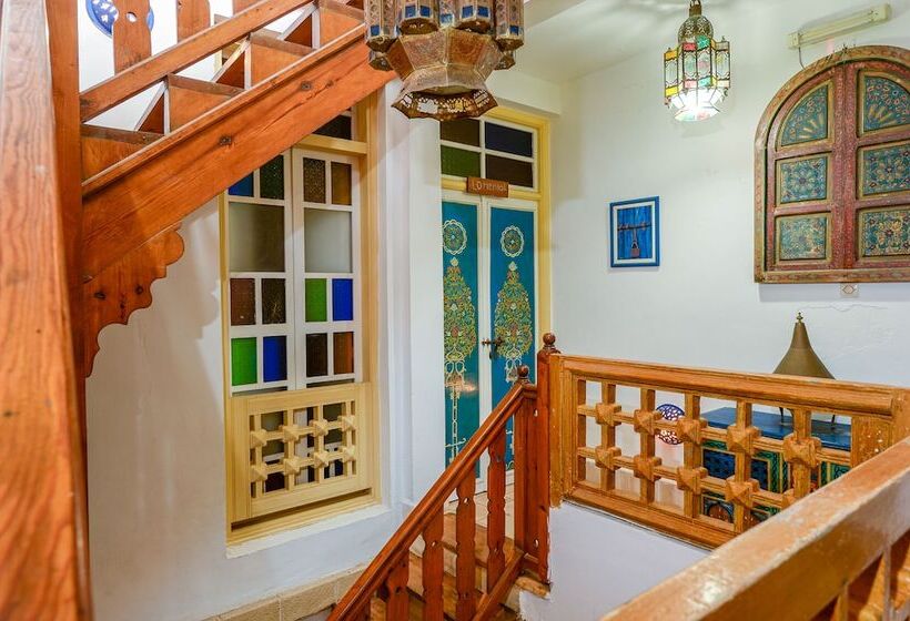 هتل Riad Dar Zayna