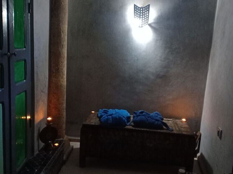 هتل Riad Dar Zayna