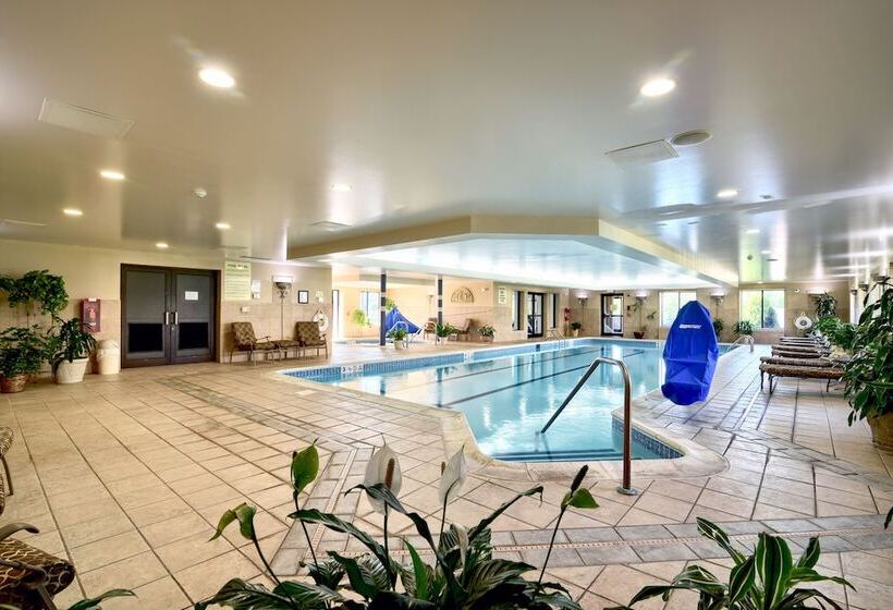 בית מלון כפרי Roosevelt Inn And Suites Saratoga Springs