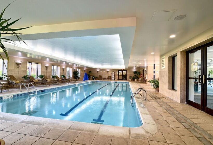 בית מלון כפרי Roosevelt Inn And Suites Saratoga Springs