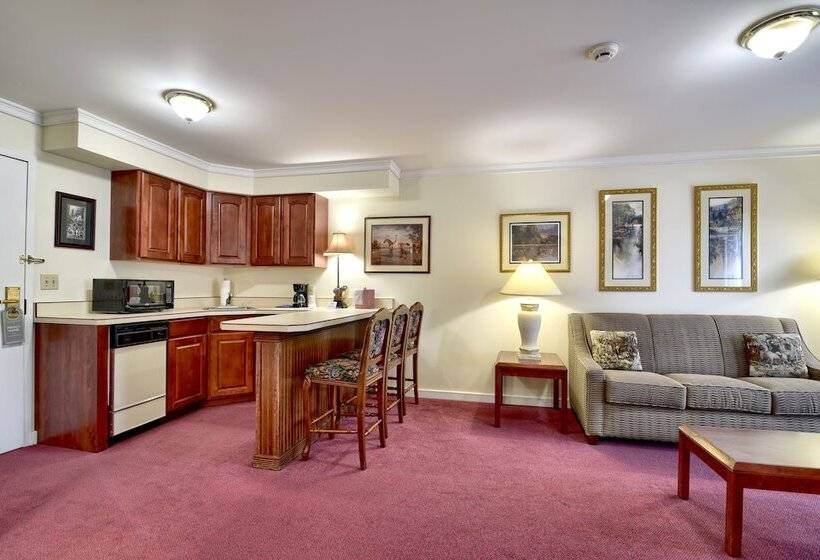 בית מלון כפרי Roosevelt Inn And Suites Saratoga Springs