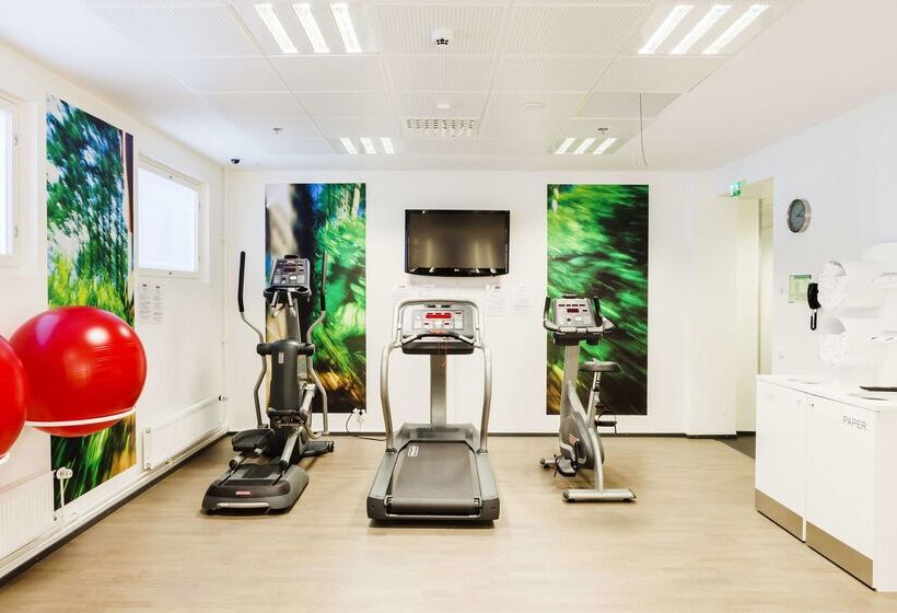 호텔 Scandic Tampere Station