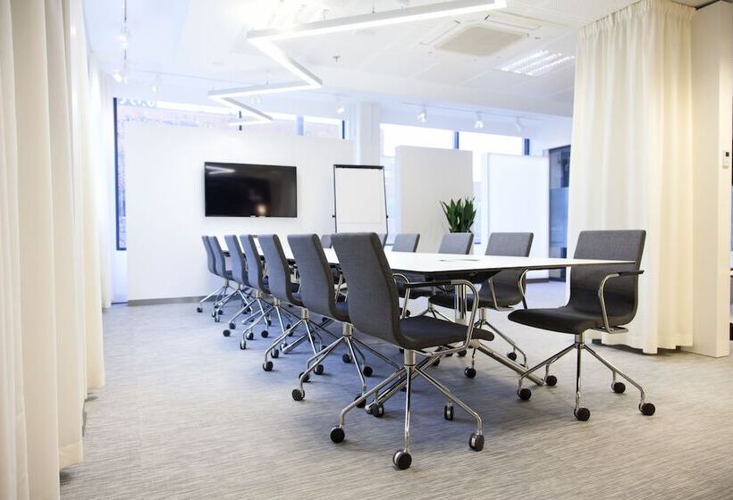 호텔 Scandic Tampere Station