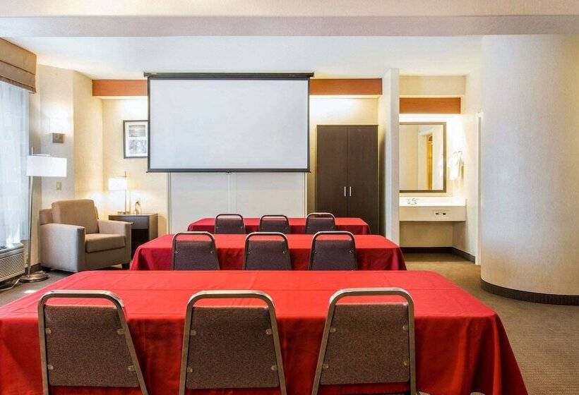 هتل Sleep Inn & Suites