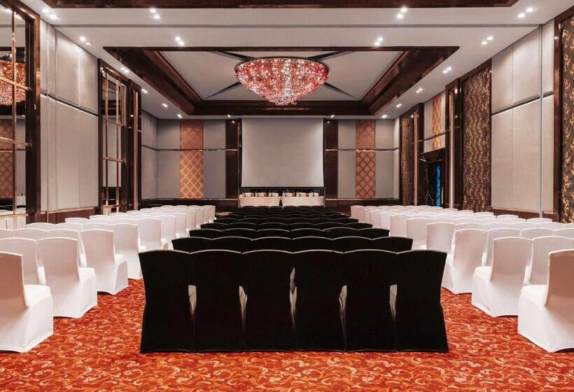 هتل Sofitel Mumbai BKC