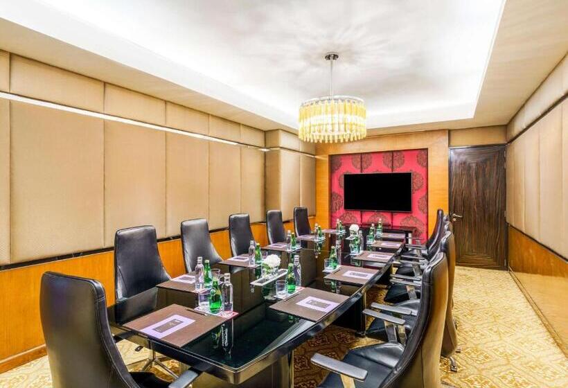 هتل Sofitel Mumbai BKC