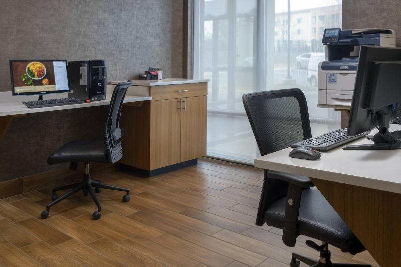 فندق Springhill Suites Potomac Mills Woodbridge
