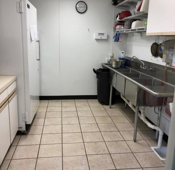 هتل Stay Wise Inn Cedaredge