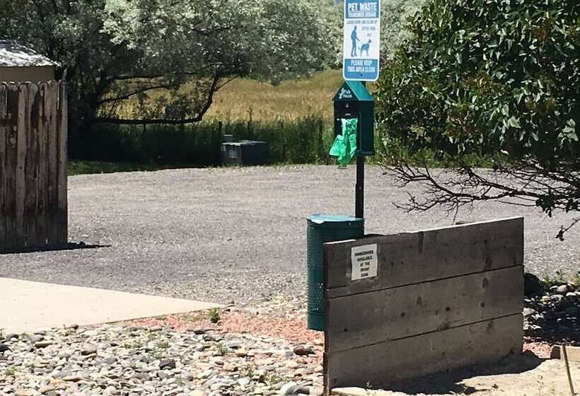 هتل Stay Wise Inn Cedaredge