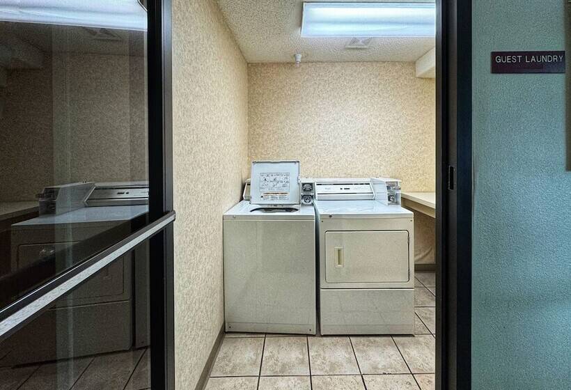 هتل Stay Wise Inn Cedaredge