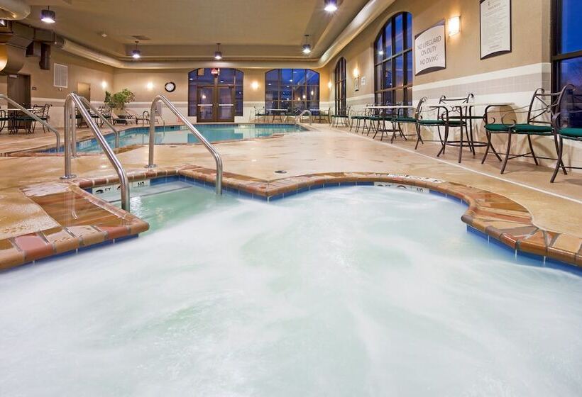 هتل Staybridge Suites Milwaukee Airport South, An Ihg