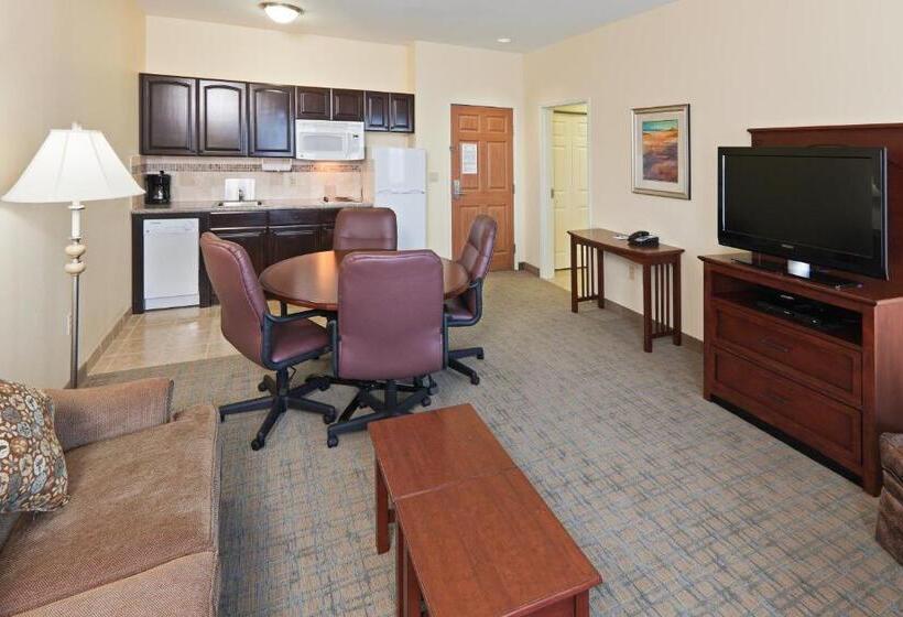 فندق Staybridge Suites Oklahoma City Airport By Ihg