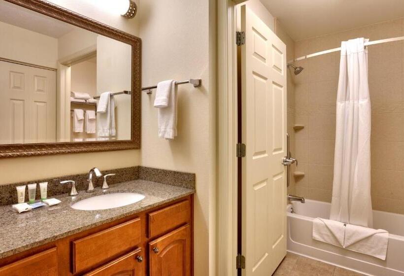 هتل Staybridge Suites Omaha 80th And Dodge, An Ihg