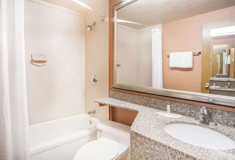 فندق Spark By Hilton Daleville Roanoke North