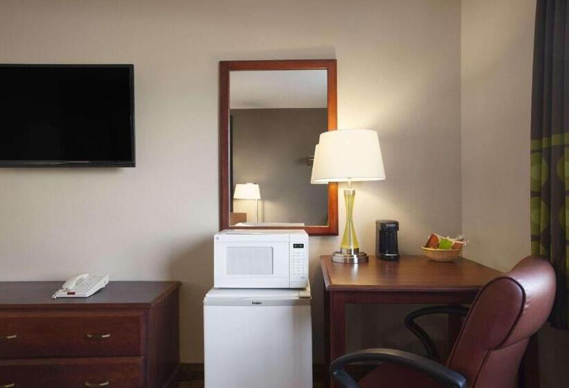 فندق Super 8 By Wyndham Fremont Ne