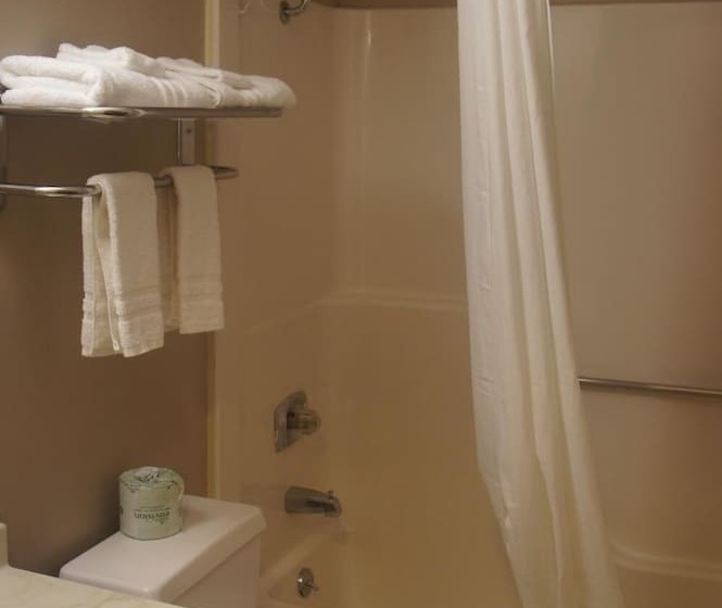 فندق Super 8 By Wyndham Fremont Ne