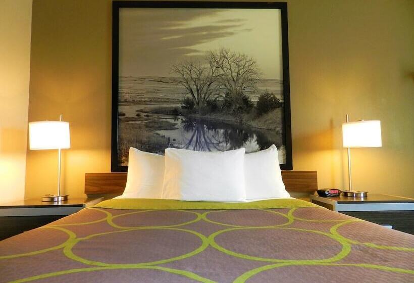 فندق Super 8 By Wyndham Fremont Ne