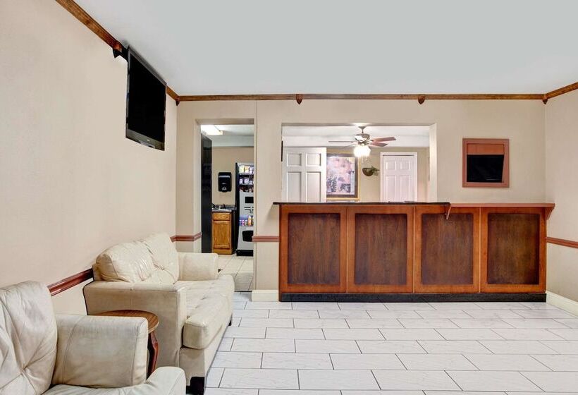 فندق Super 8 By Wyndham West Memphis