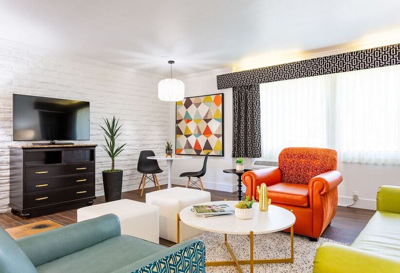 فندق Singing Hills Golf Resort