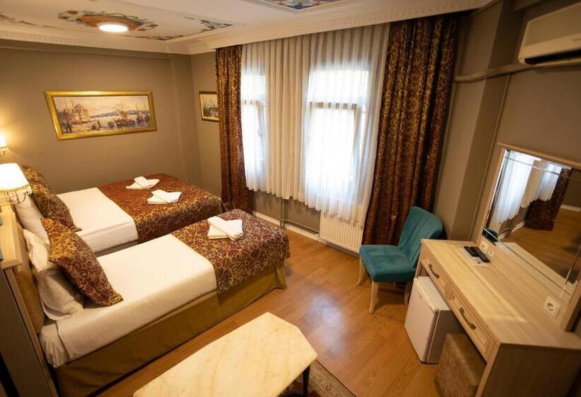 هتل Tashkonak Studio Suites