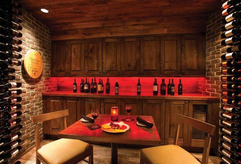 The Bohemian Hotel Savannah Riverfront, Autograph Collection