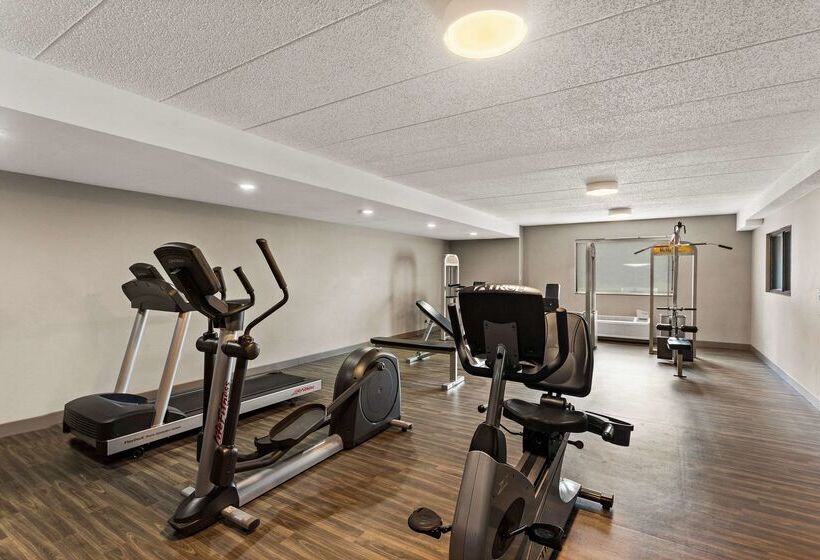 The Clover Hotel, Ascend Hotel Collection