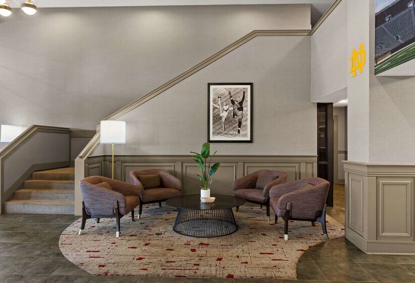 The Clover Hotel, Ascend Hotel Collection