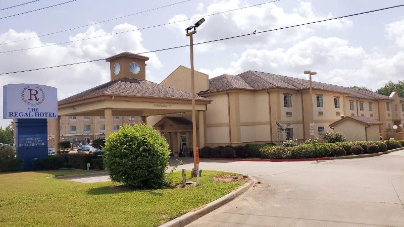 בית מלון כפרי The Regal