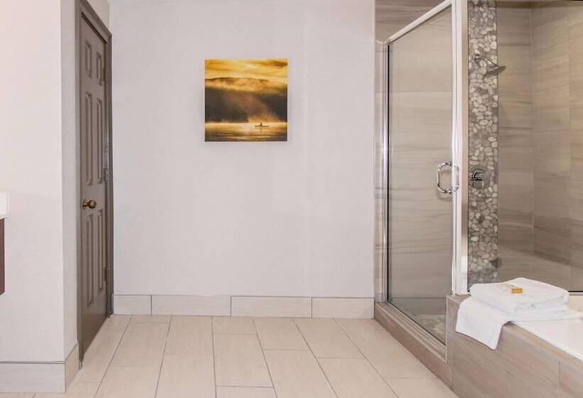 فندق The Ridges Resort On Lake Chatuge