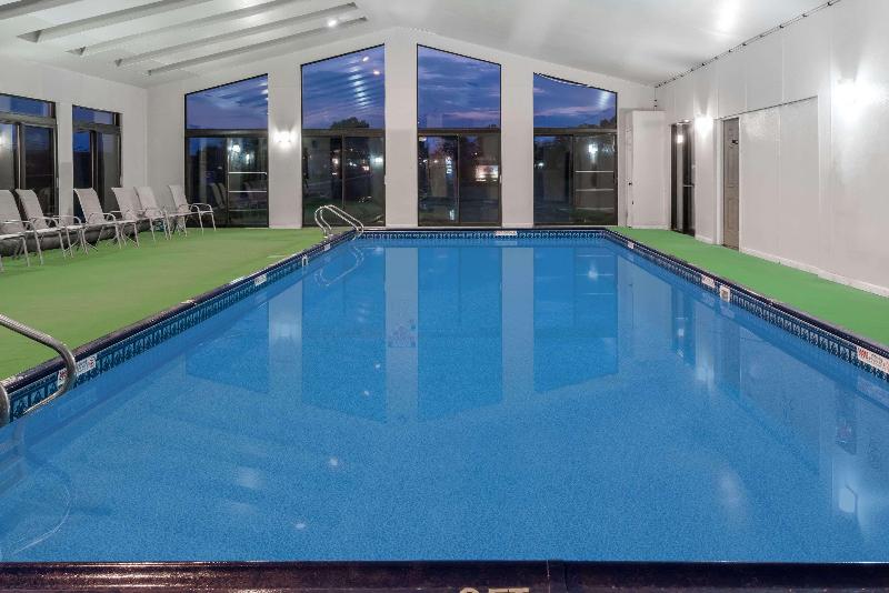 Отель Travelodge By Wyndham Hershey