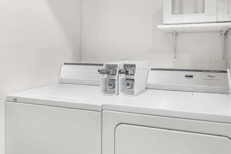 Отель Travelodge By Wyndham Hershey