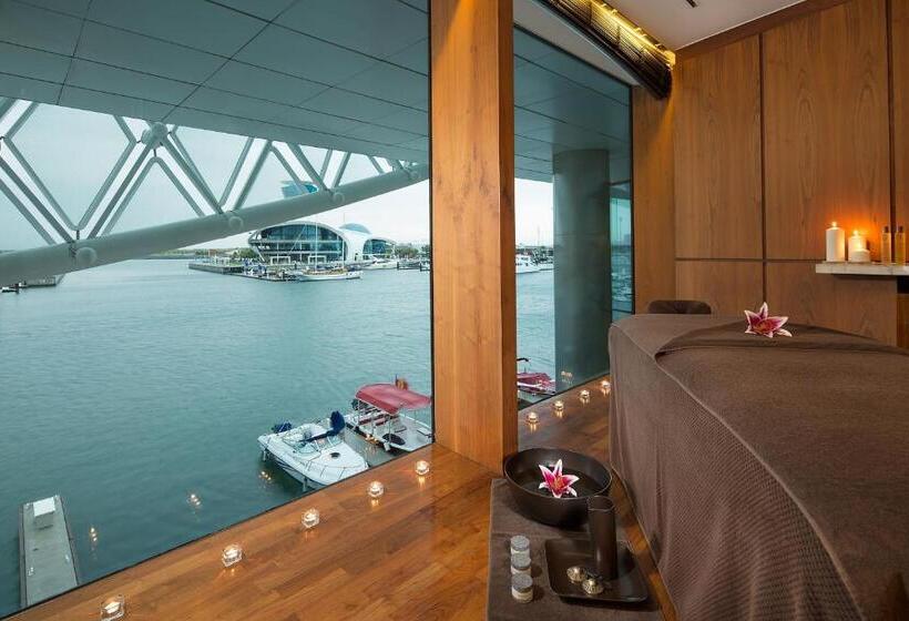 هتل W Abu Dhabi  Yas Island