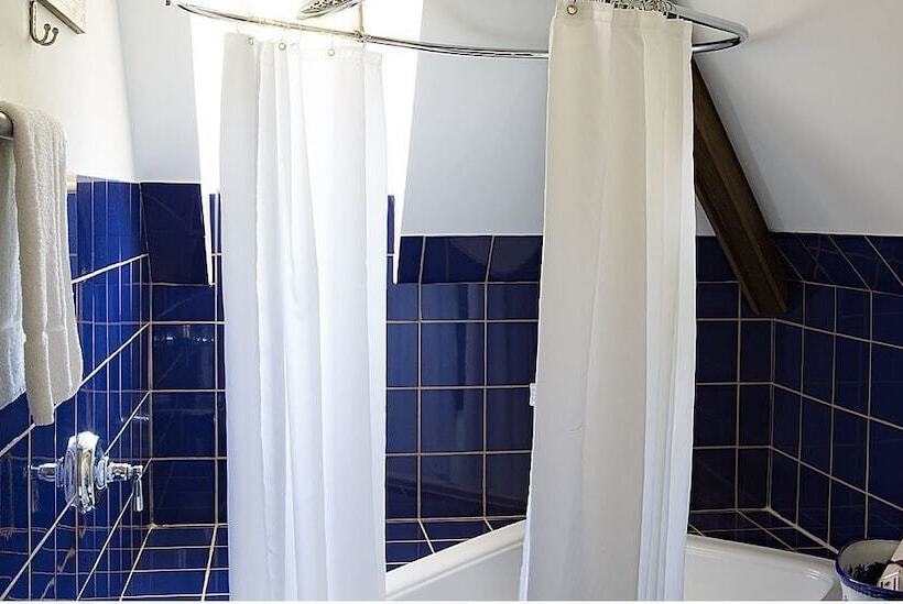 ホテル Wedmore Place