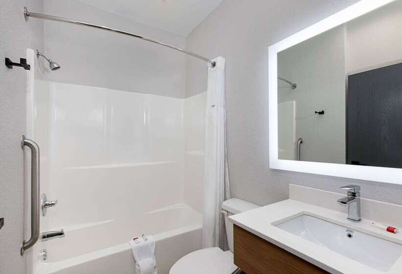 Microtel Inn & Suites By Wyndham Manchester