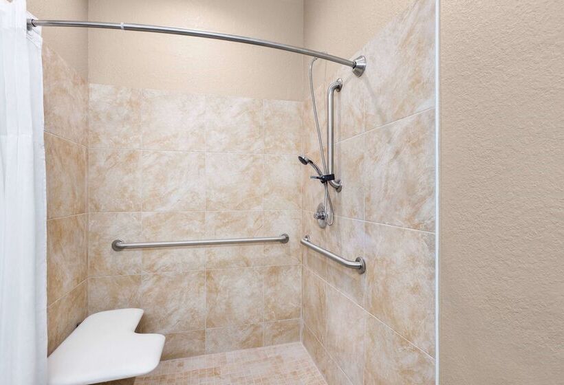 Microtel Inn & Suites By Wyndham Woodstock/atlanta North