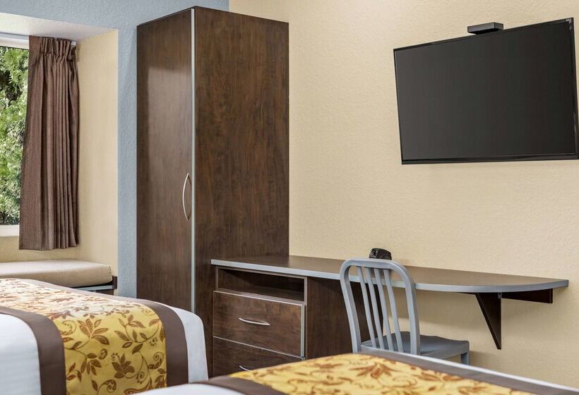 Microtel Inn & Suites By Wyndham Woodstock/atlanta North