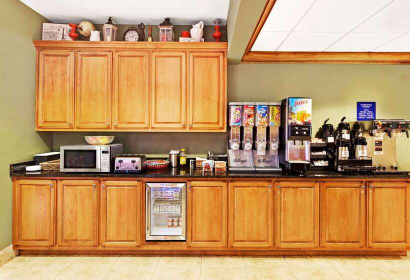 Microtel Inn & Suites By Wyndham Woodstock/atlanta North