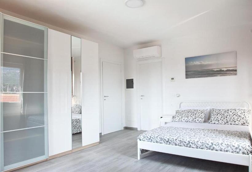 Miriam Hotel & Residence