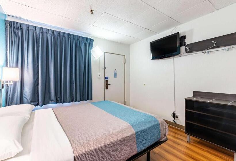 Motel 6 elmsford, Ny  White Plains