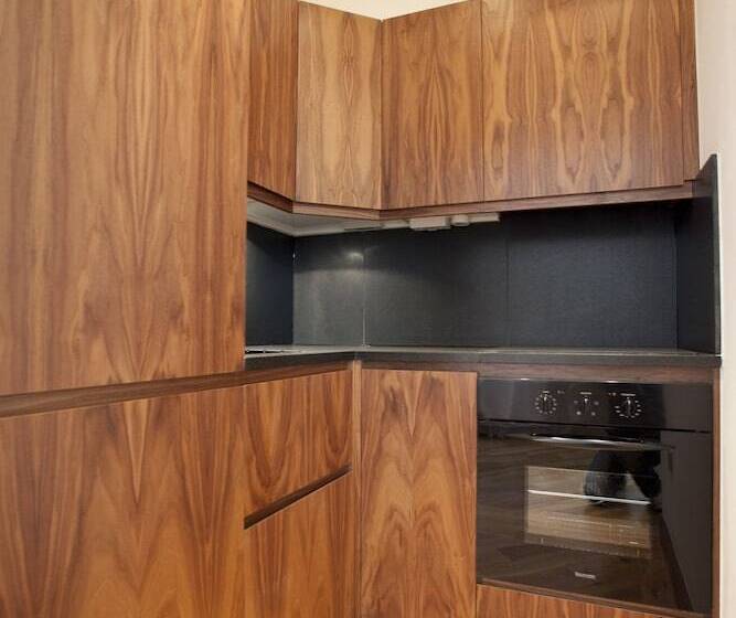 Presidential Apartments Kensington