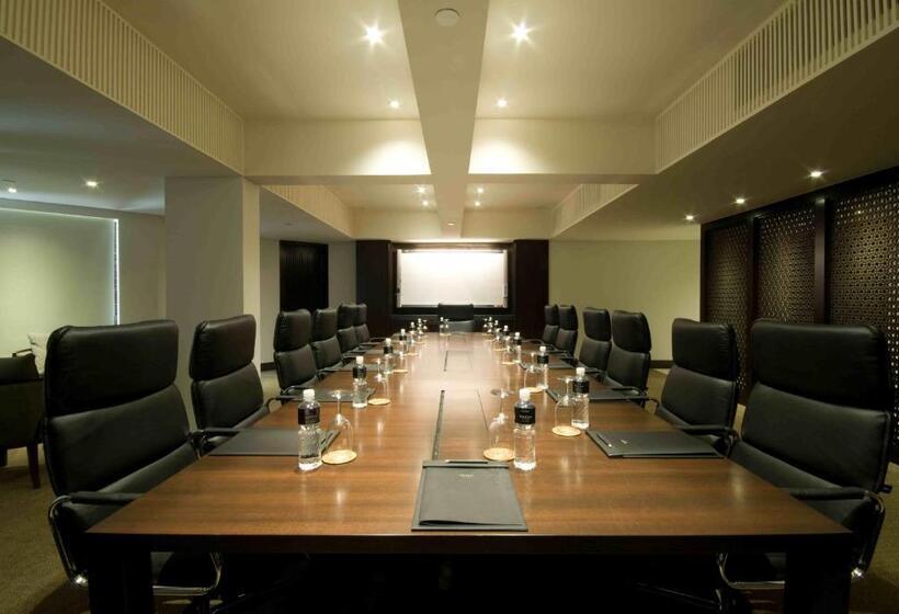 리조트 The Saujana Hotel Kuala Lumpur