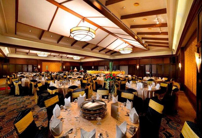 استراحتگاه The Saujana Hotel Kuala Lumpur