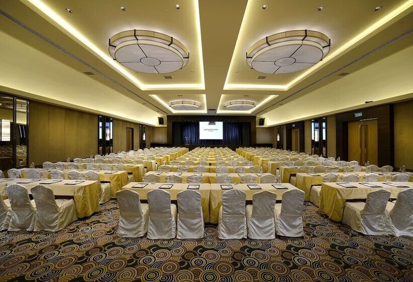 리조트 The Saujana Hotel Kuala Lumpur